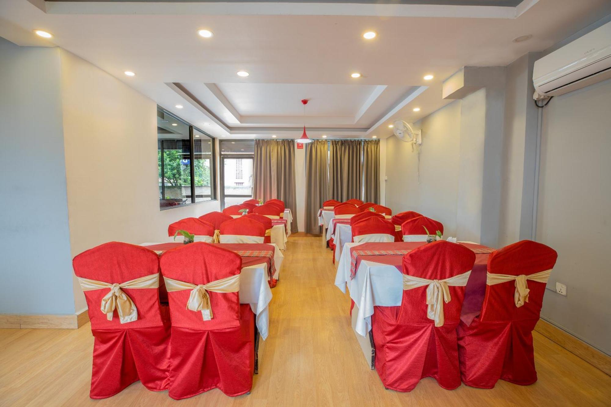OYO 123 Hotel Prince Plaza Kathmandu Exterior foto
